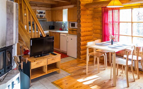 Ylläksen Tunturihonkamaja a 1: Cottage, House, Home, Garden Buildings, Siding, Log Cabin, Farmhouse, Estate, Shed, Yard