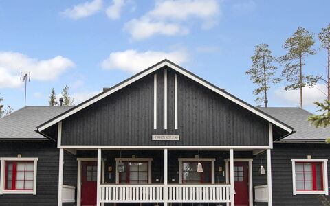Lehtovilla a: Wood, Siding, Cottage, House, Home, Plank, Garden Buildings, Log Cabin, Hardwood, Porch
