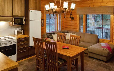 Lehtovilla a: Wood, Siding, Cottage, House, Home, Plank, Garden Buildings, Log Cabin, Hardwood, Porch
