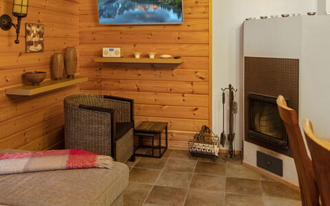 Lehtovilla a: Wood, Siding, Cottage, House, Home, Plank, Garden Buildings, Log Cabin, Hardwood, Porch