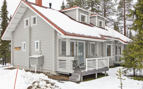 Ylläsröhkö D 8: Cottage, House, Home, Garden Buildings, Siding, Log Cabin, Farmhouse, Estate, Shed, Yard