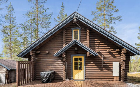 Riekonmarja: Cottage, House, Home, Garden Buildings, Siding, Log Cabin, Farmhouse, Estate, Shed, Yard