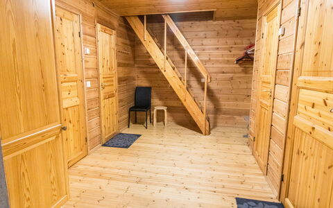 Kiehislevi a: Cottage, House, Home, Garden Buildings, Siding, Log Cabin, Farmhouse, Estate, Shed, Yard