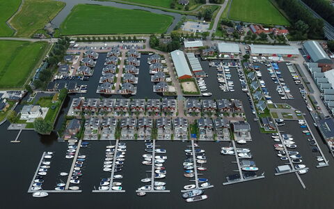 Assum: Marina, Boat, Watercraft, Port, Channel, Dock, Harbor, Urban Design, Boats And Boating--Equipment And Supplies