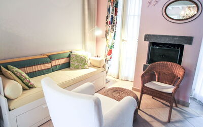 Accommodation:&nbsp;Carlotta 150.1