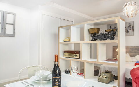 Studio Mafra: White, Room, Furniture, Shelf, Interior Design, Property, Yellow, Wall, Building, Wine Bottle