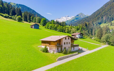 Tschagguns 210: Natural Landscape, Mountainous Landforms, Green, Nature, Mountain, Mountain Range, Mountain Village, Property, Alps, Home