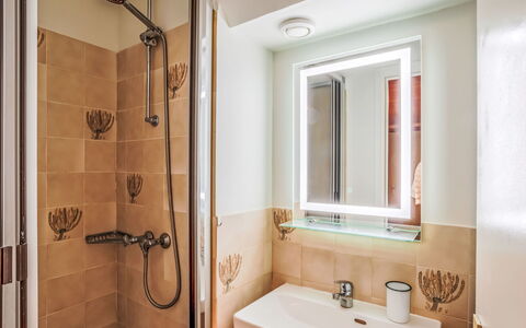 Laetitia: Bathroom, Plumbing Fixture, Wall, Bathroom Sink, Flooring, Interior Design, Wood, Sink, Floor, Tap