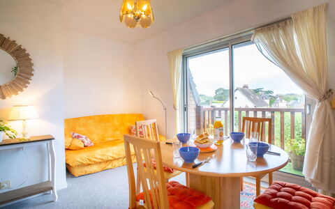 Le Viking: Property, Furniture, Table, Couch, Azure, Wood, Curtain, Lighting, Orange, Interior Design