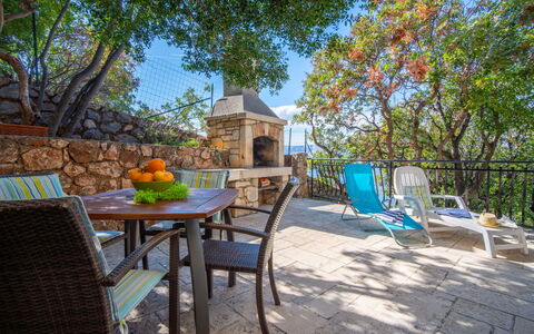 Starigrad (Senj) 100: Plant, Shade, Outdoor Furniture, Tree, Architecture, Real Estate, Leisure, Comfort, Sunlounger, Tints And Shades