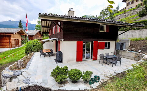 Chalet Butz: Plant, Sky, Building, Property, Window, Cloud, Land Lot, Grass, House, Cottage