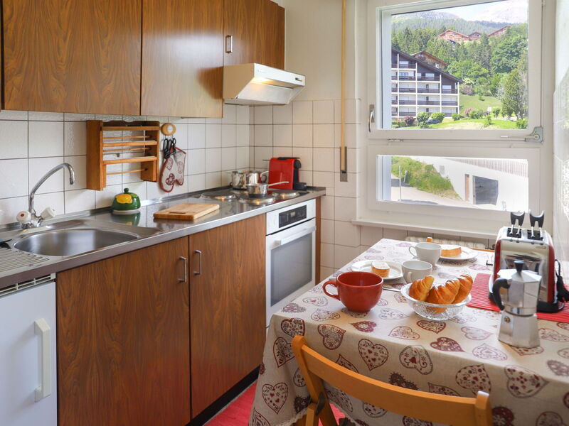 Accommodation:&nbsp;Europa Est 2 Apt 83 639.1