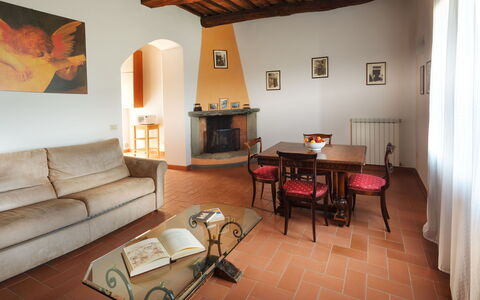 Pozzo Dei Desideri: Table, Furniture, Property, Picture Frame, Couch, Wood, Building, Living Room, Comfort, Interior Design