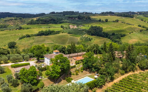 Castellina in Chianti 975: Plant, Sky, Cloud, Property, Plant Community, Nature, Natural Landscape, Tree, Land Lot, Vegetation