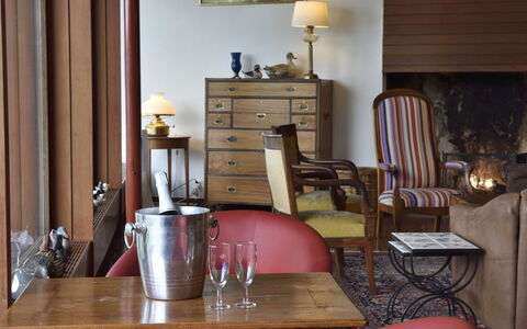 Duck House: Furniture, Room, Interior Design, Property, Table, Home, Chair, Dining Room, Material Property, Building