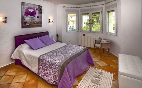 Villa Buena Vida: Bedroom, Bed Sheet, Bed, Furniture, Room, Bedding, Purple, Property, Bed Frame, Interior Design