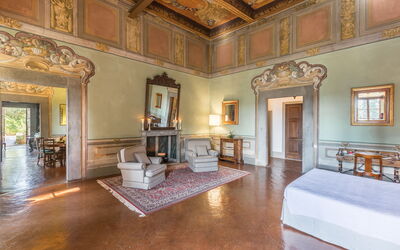 Accommodation:&nbsp;La Grotta