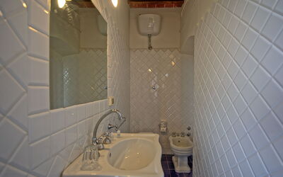 Accommodation:&nbsp;Montegufoni 23