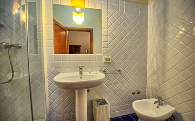Accommodation:&nbsp;Montegufoni 17