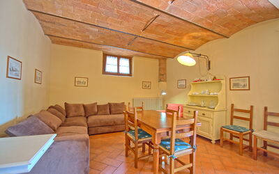 Accommodation:&nbsp;Acciaioli 3