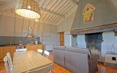Accommodation:&nbsp;Acciaioli 14