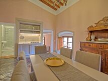Accommodation:&nbsp;Montegufoni 18