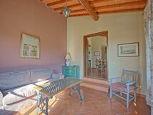 Accommodation:&nbsp;Forno