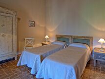 Accommodation:&nbsp;Montegufoni 30