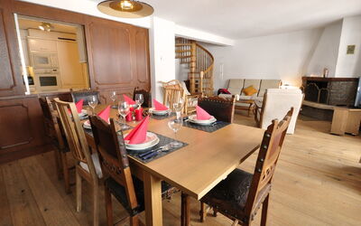 Accommodation:&nbsp;Bergere 56.1