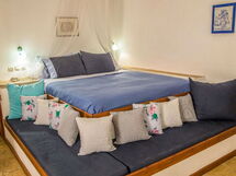 Accommodation:&nbsp;Mononaftis 2.1