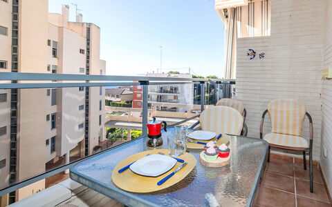 Plaza Mayor: Apartment, Balcony, Condominium, Chair, Glass, Shade, Kitchen & Dining Room Table, Hotel, Penthouse Apartment
