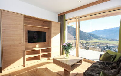 Accommodation:&nbsp;Zeller See 107.3
