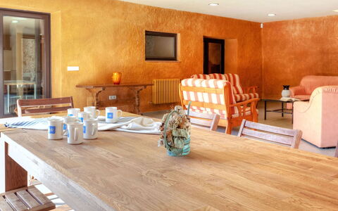 La Tilia Ii: Table, Property, Furniture, Wood, Building, Interior Design, Living Room, Orange, Chair, Floor