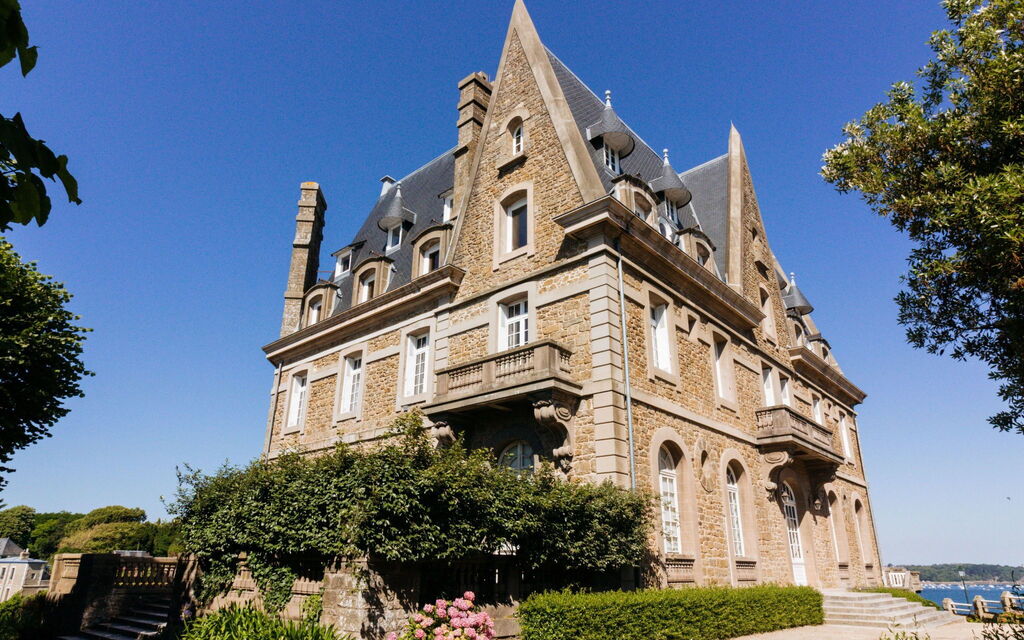 Château Des Deux Rives: Vacation Rental that sleeps 6 people in 3 ...