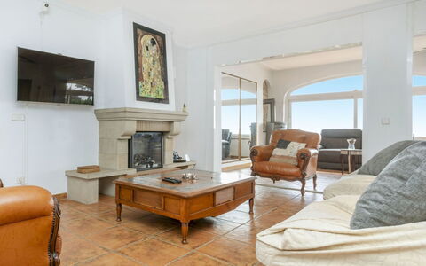 Floramar: Furniture, Flooring, Floor, Interior Design, Ceiling, Couch, Living Room, Room, Apartment