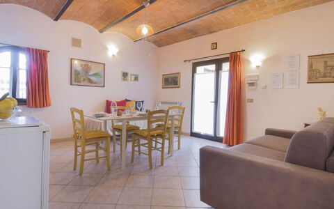 Accommodation:&nbsp;Le Granaglie 111.1