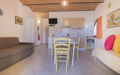 Accommodation:&nbsp;Le Granaglie 111.1