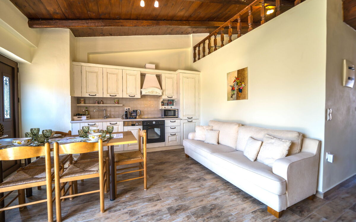 Accommodation:&nbsp;Arhontariki Ii 10.2