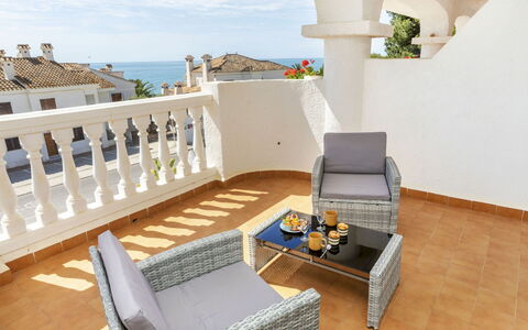 Alcocéber Alcossebre 305: Furniture, Chair, Beach, Shade, Sea, Coast, Outdoor Furniture, Ocean, Shore, Restaurant