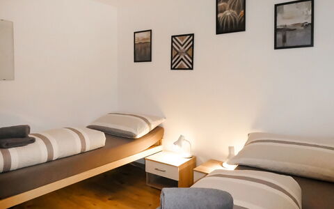 Chalet la Muntaniala: Picture Frame, Furniture, Property, Comfort, Couch, Wood, Interior Design, Flooring, Floor, Studio Couch