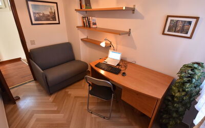 Accommodation:&nbsp;Casanas 800.1