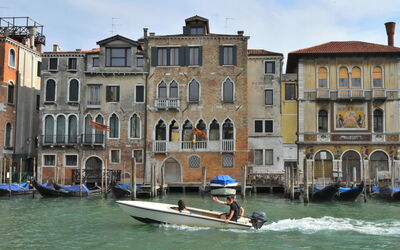Venice 800