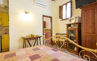 Accommodation:&nbsp;San Lorenzo 820.4