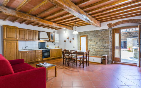Accommodation:&nbsp;Certina 2 810.6
