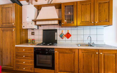 Accommodation:&nbsp;Certina 4 810.4