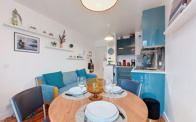Accommodation:&nbsp;La Pergola 320.2