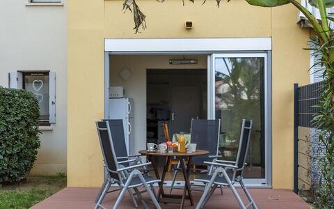 Santa Monica 1: Plant, Furniture, Table, Property, Window, Chair, Building, Shade, Yellow, Wood