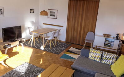 Accommodation:&nbsp;Eden Roc 29 106.3