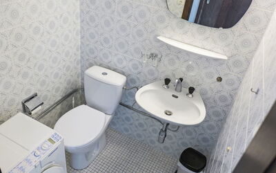 Accommodation:&nbsp;Eden Roc 29 106.3