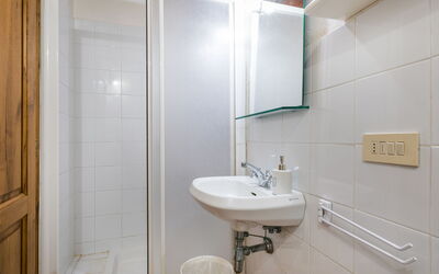 Accommodation:&nbsp;Colombaia 600.8